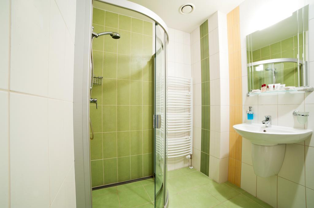 Hotel Impozant วัลจา ภายนอก รูปภาพ