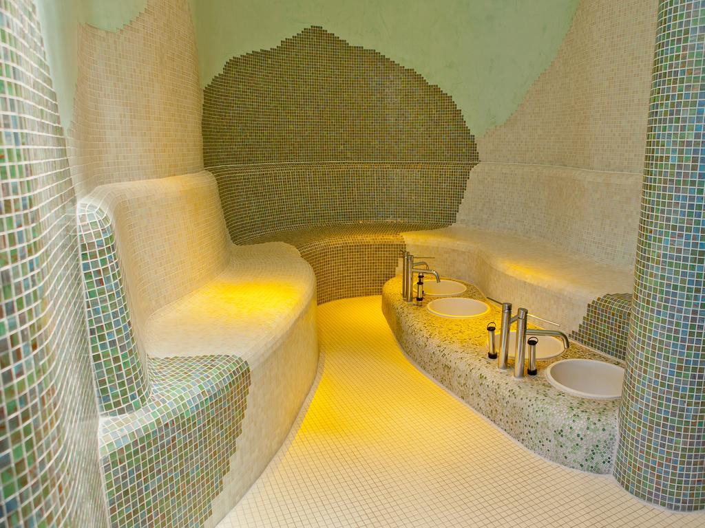 Hotel Impozant วัลจา ภายนอก รูปภาพ